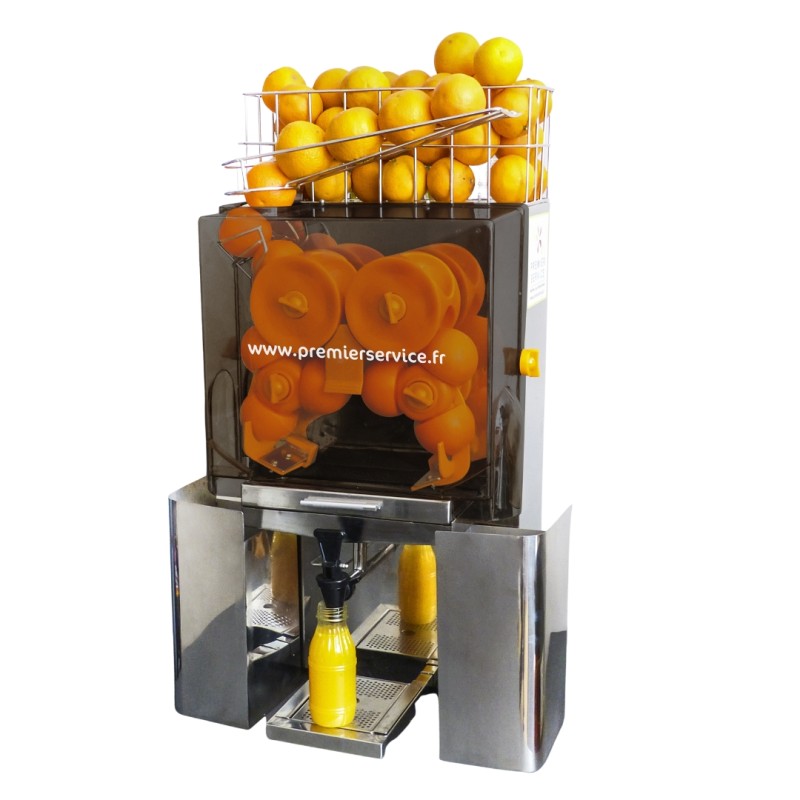 Venez découvrir notre nouvelle machine à jus d'orange pressé frais